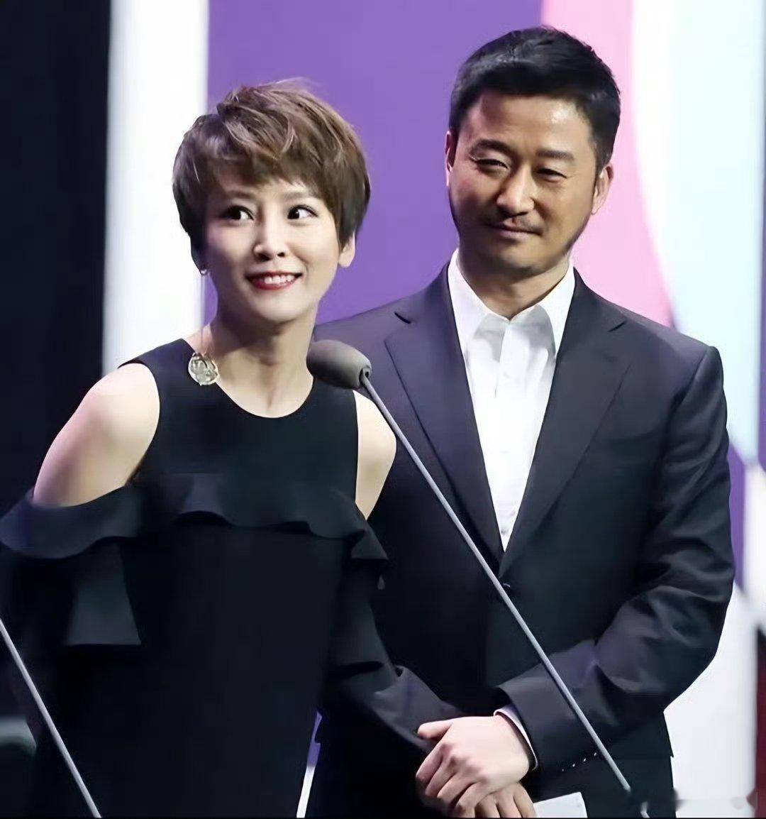 吴京说谢谢谢楠娶了他吴京发文庆祝和谢楠结婚十四周年从倾家支持到顾家托底，吴京谢楠