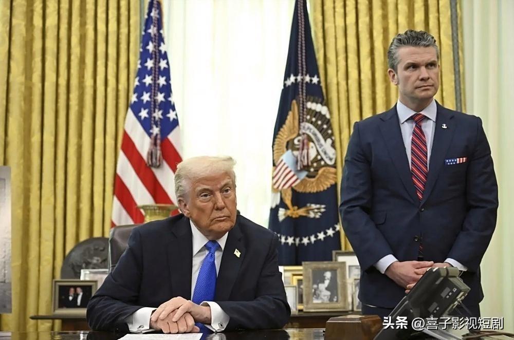 2025年10月9日起，特朗普政府在全美机场轮播视频，将联邦政府“停摆”导致的航