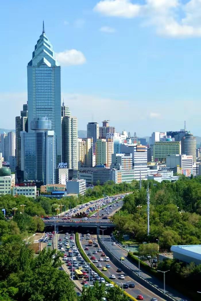 立足长远提质改造，让河滩路成为乌市百年畅通景观廊道
 
作为乌鲁木齐市民，河滩快
