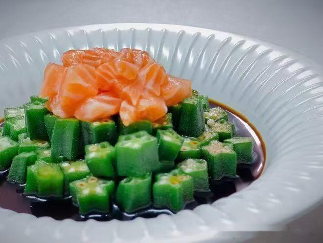 一口入魂，舌尖上的欢愉，是生活最直接的犒赏。