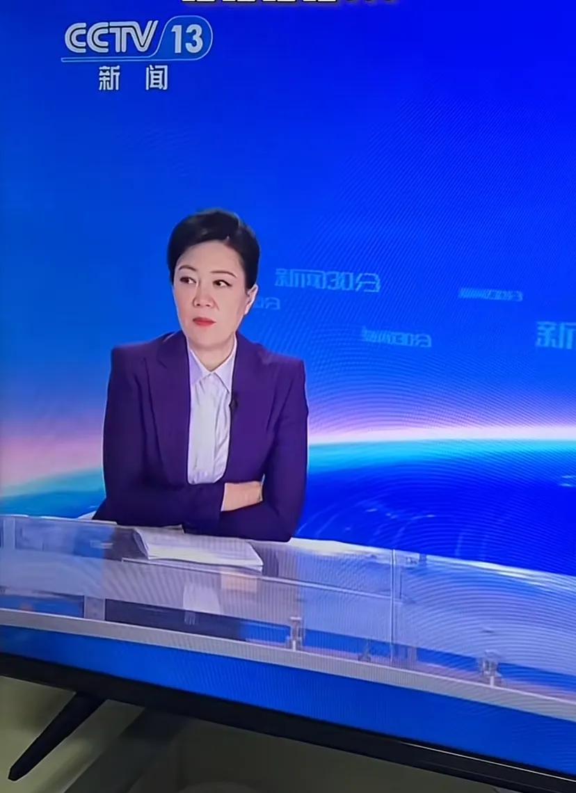 文静太难了！

央视新闻失误，为什么文静这么多？

我感觉导播是不是看到文静就“