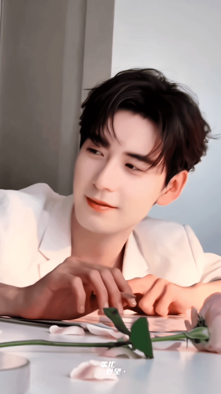 珂拉琪品牌代言人陈星旭陈星旭珂拉琪好会拍！看得人心❤️暖暖的 ​​​