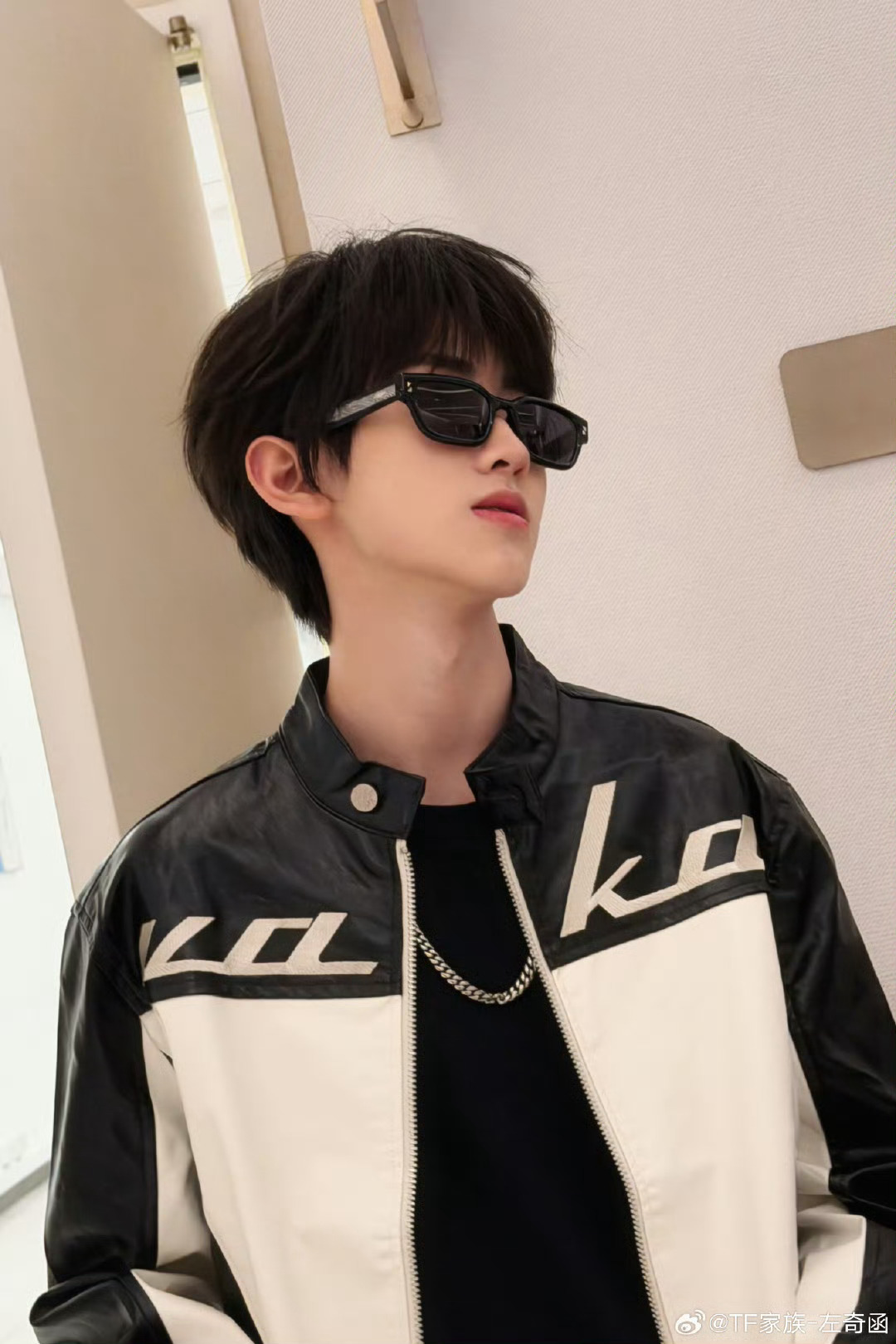 我们的少年时代2为左奇函庆生 我们的少年时代2发文为左奇函庆生，弟弟16岁了：纪