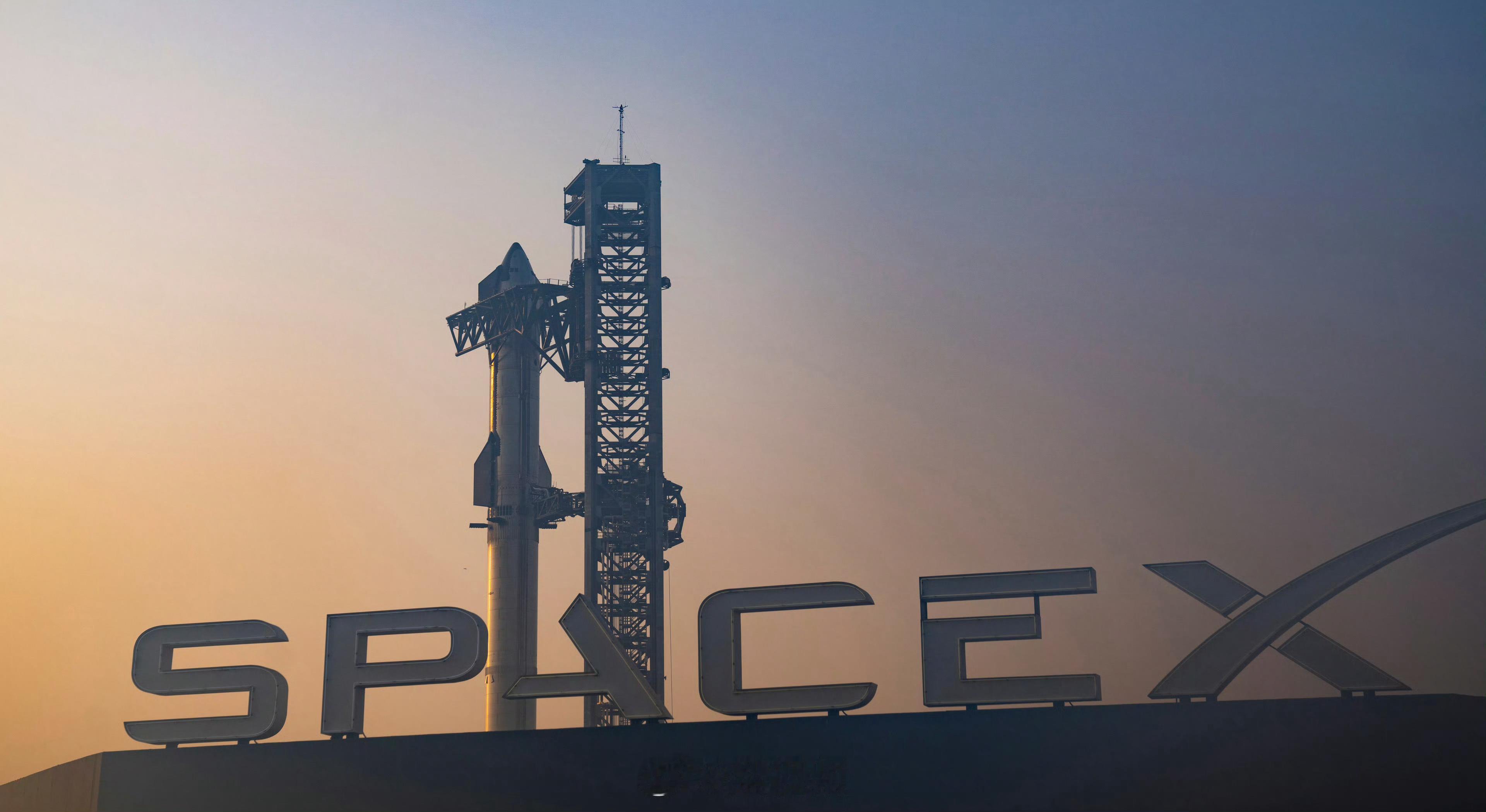 SpaceX 收购 xAI当地时间2月2日，SpaceX 宣布收购同属马斯克旗下