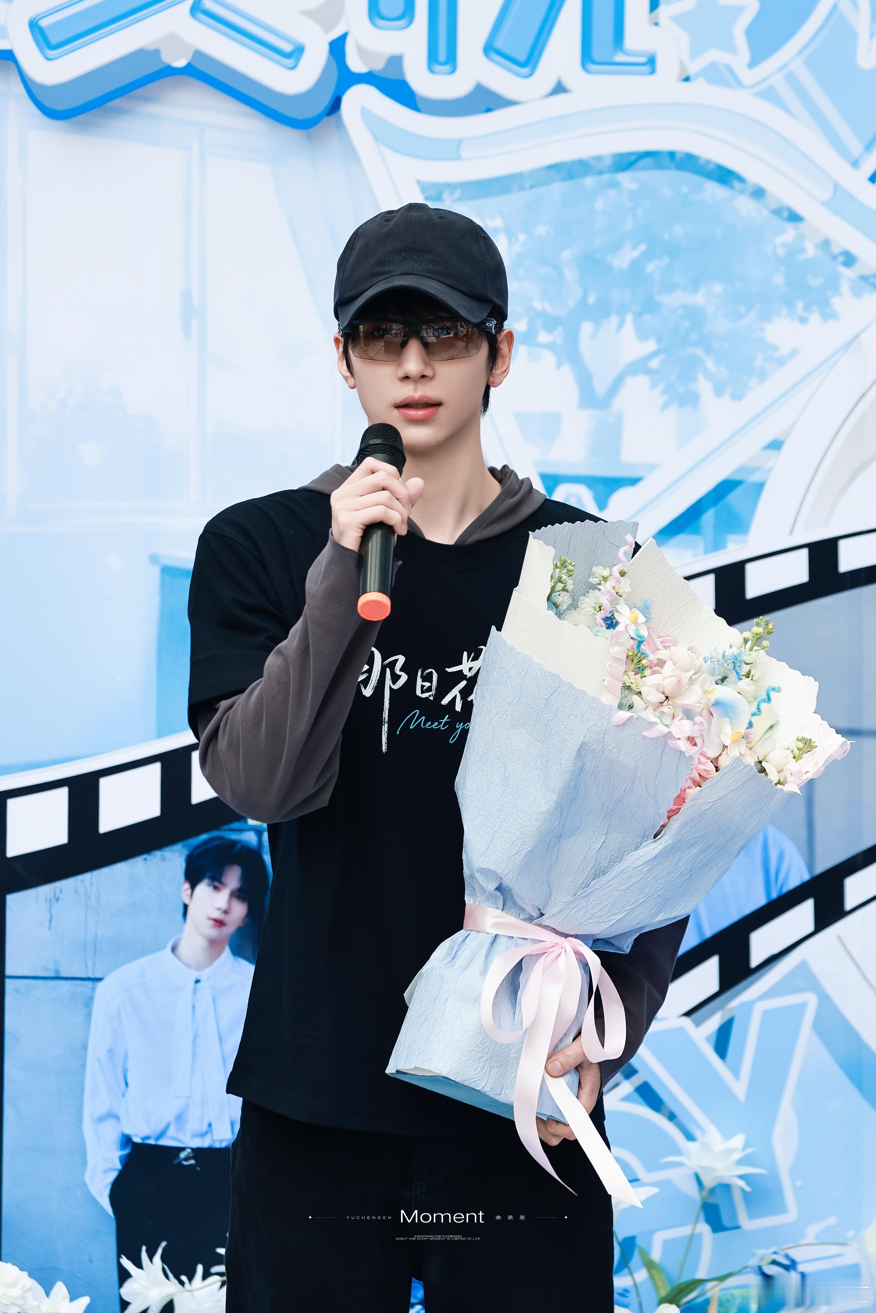 余承恩得知自己是武汉必吃榜武汉必吃榜没余承恩我第一个不同意！不光人帅到犯规，连他