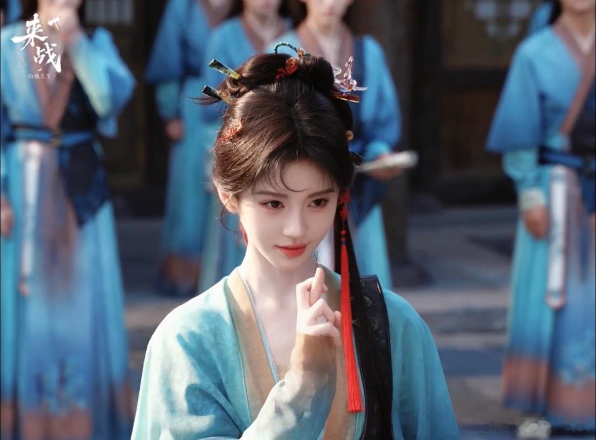 来战祝阿黛鞠婧祎生日快乐 刷到《来战》片场花絮直接疯狂心动！镜头里的阿黛又美又飒