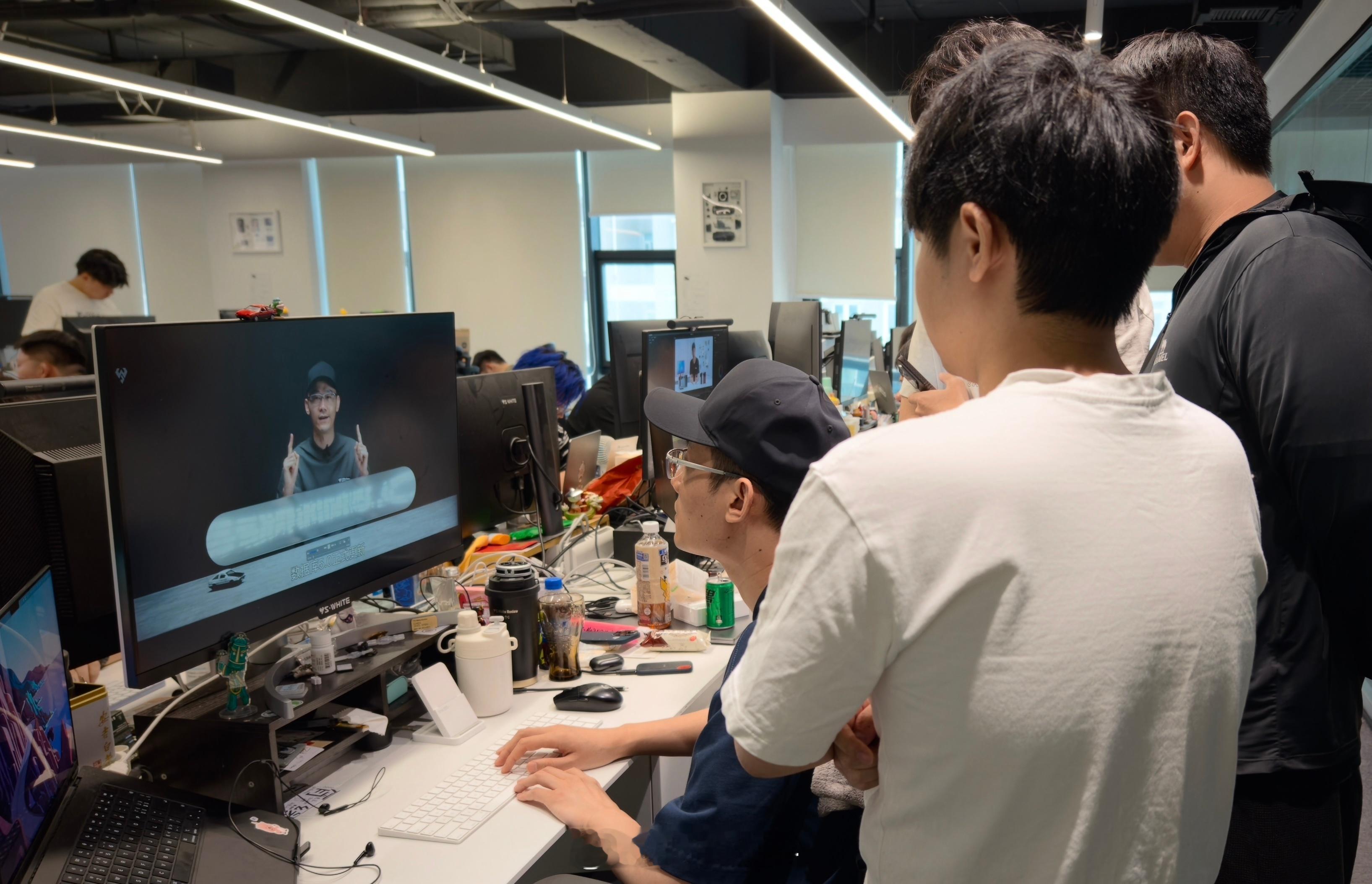 数据库5.0最后一遍审片兄弟们傍晚六点半见[加油]小白测评数据库5.0为什么你会