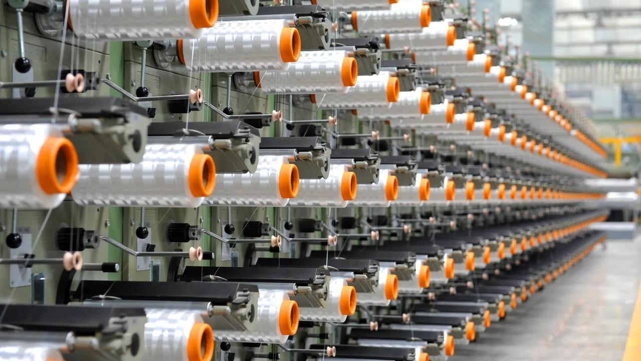 日本因霍尔木兹海峡关闭或将面临乙烯生产中断。

乙烯是石化行业的主要基础产品之一