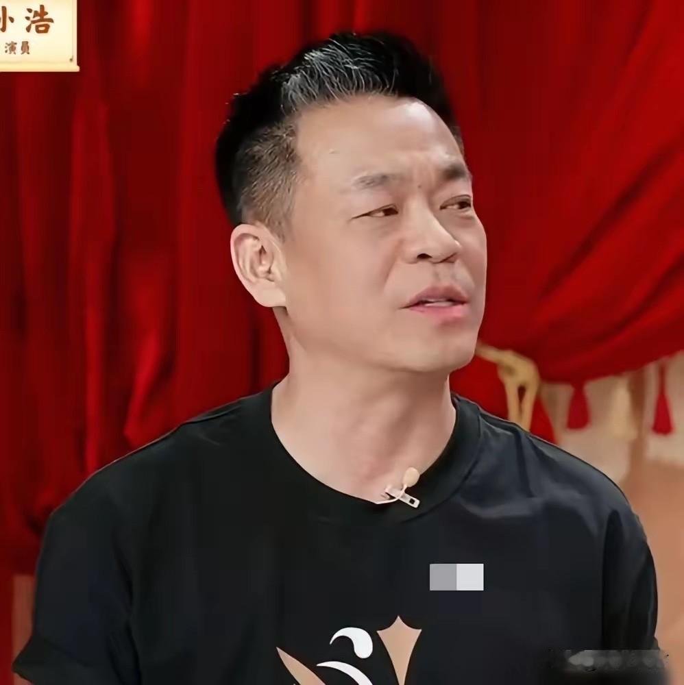 能请动王菲的，不是钱，是孙浩。为了孙浩这部《主角》，王菲在录音棚待了整整五个半小