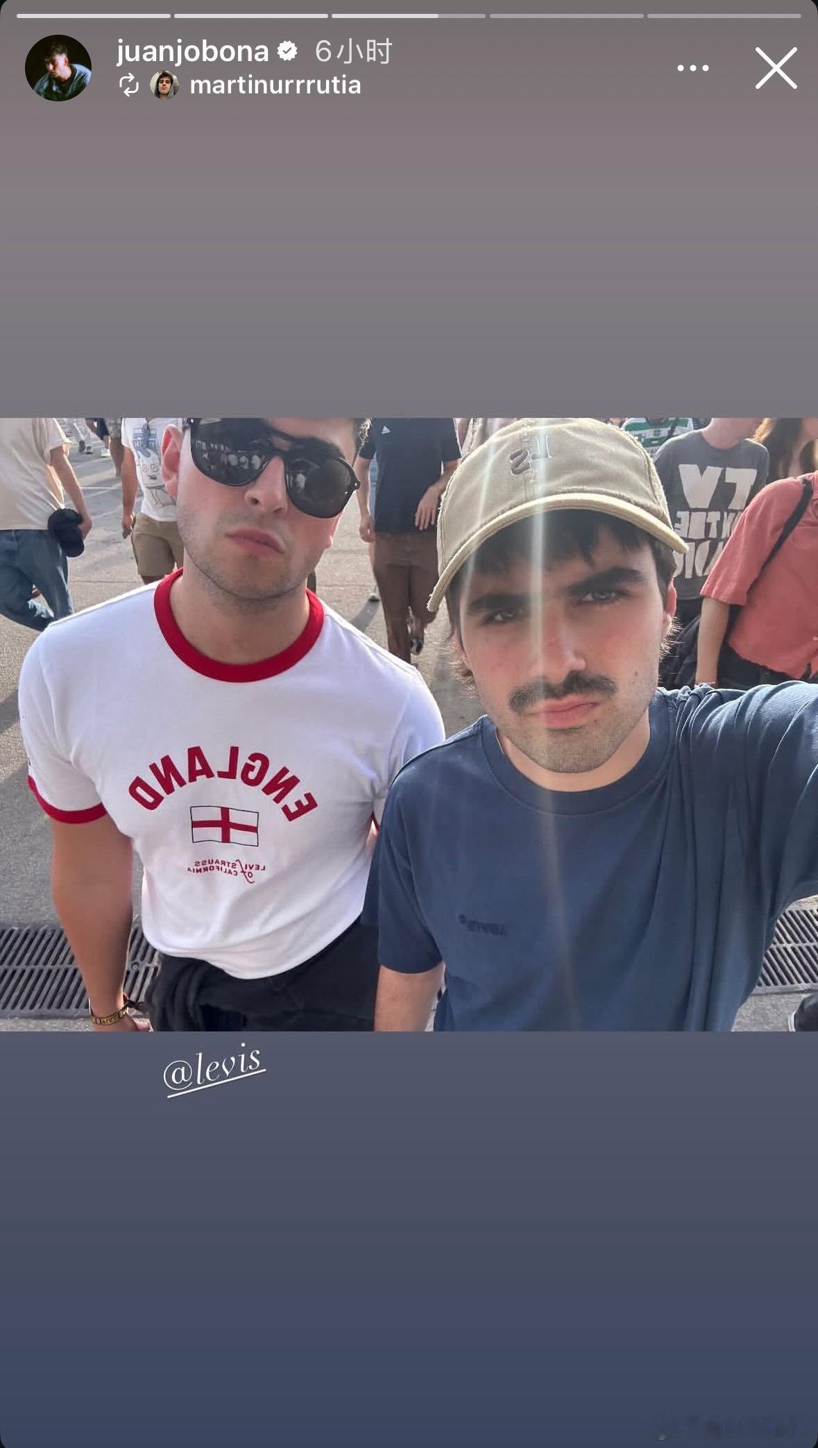 我居然已经能认出戴墨镜的是Juanjo。 