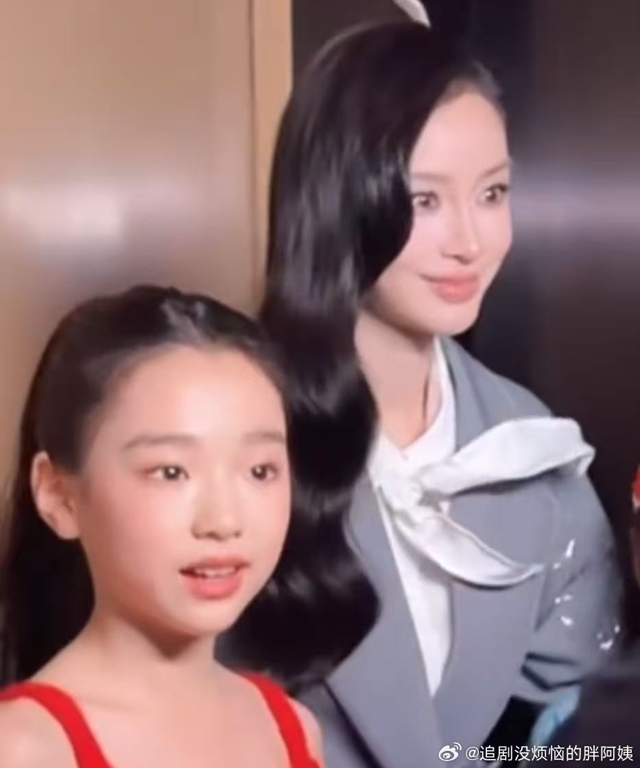 Angelababy小酒窝合照Angelababy小酒窝合照小酒窝Angelab