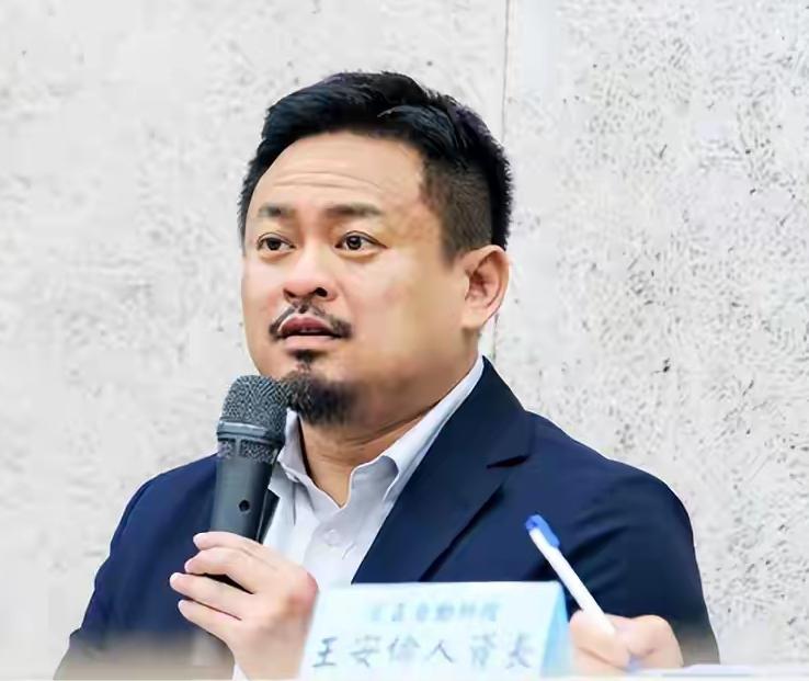 国台办一句话定调洪申翰赴陆：来了欢迎，搞事不行

赖清德上台两年多，终于派官员踏