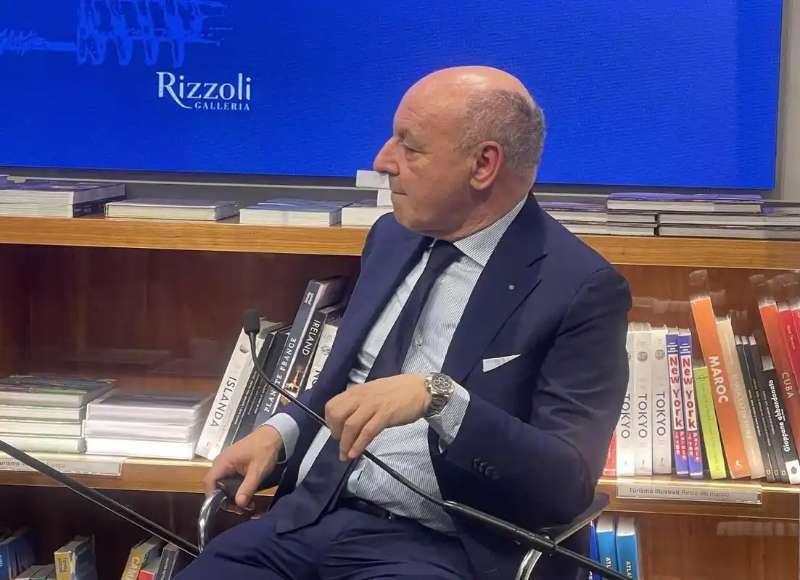 也有可能意大利足协仅仅是不能让我们领先太多而拿冠军。有人说联赛没有竞争悬念，对意