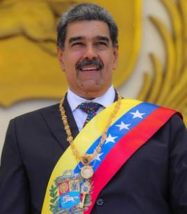 特朗普一会儿要打委内瑞拉，一会儿暂缓军事行动，说白了美国也没有十足的把握，同时忌