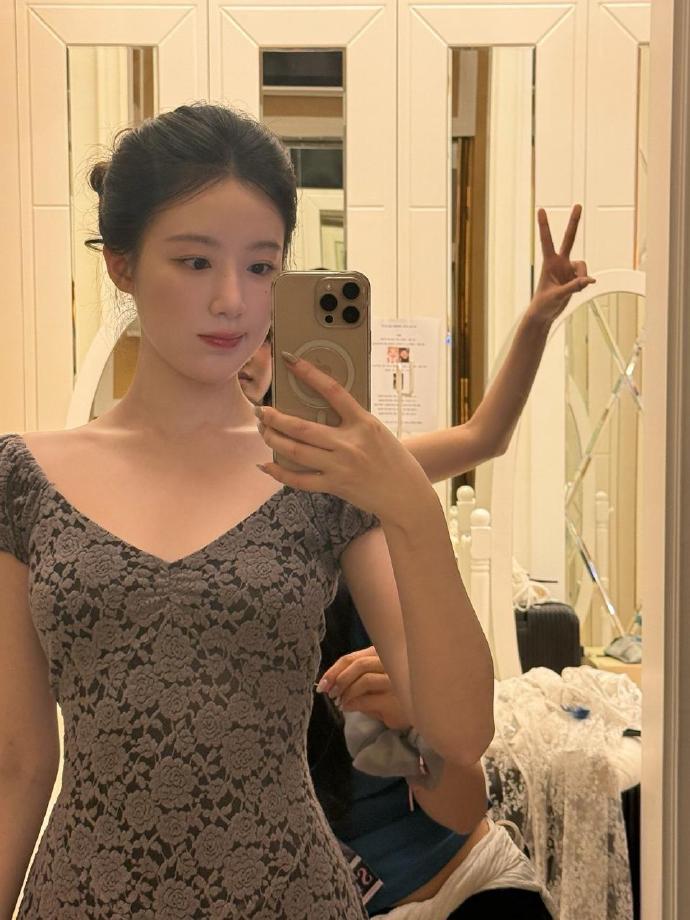 叶舒华生活照，温婉可爱的样子谁能不爱呢？ 