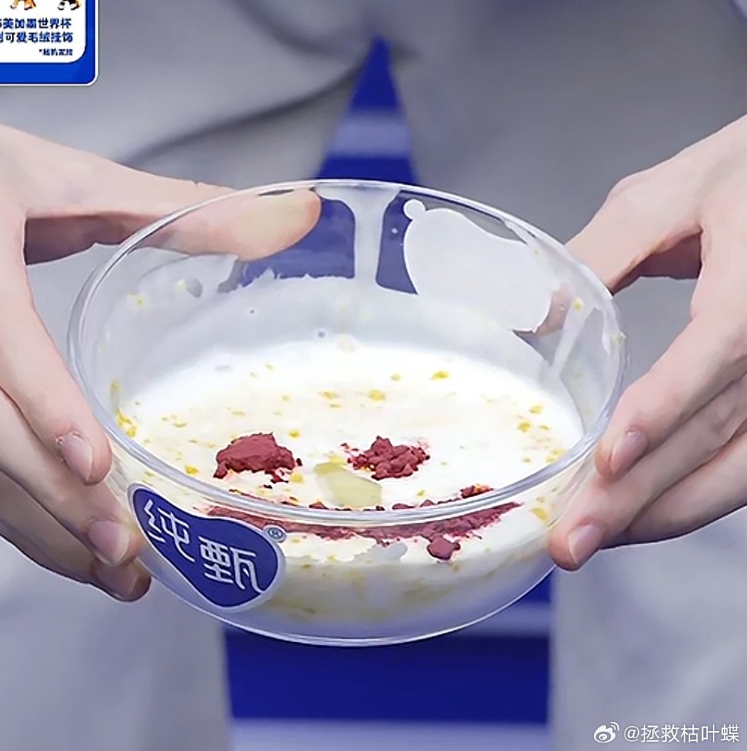 我并不知道你俩在哪吃的高端下午茶和老北京涮肉是这样的