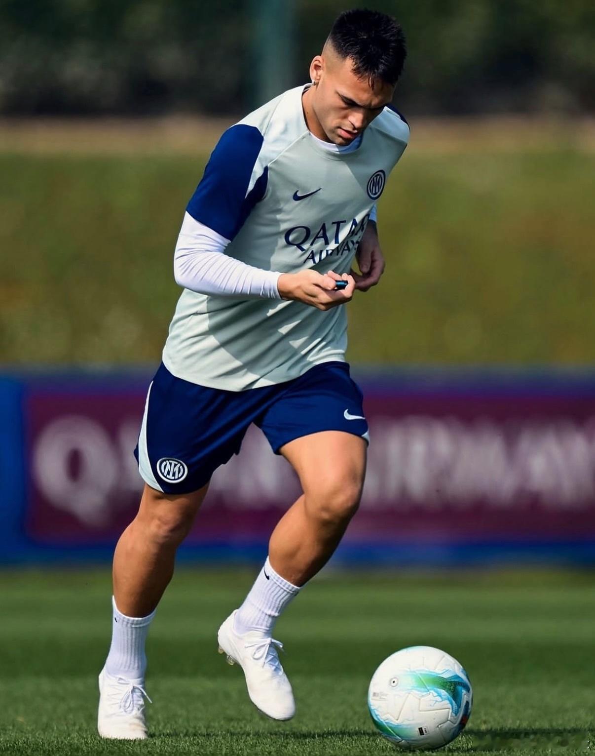 劳塔罗可能赶不上对阵佛罗伦萨的比赛完全康复了在说，不差这一场国际米兰意甲劳塔罗