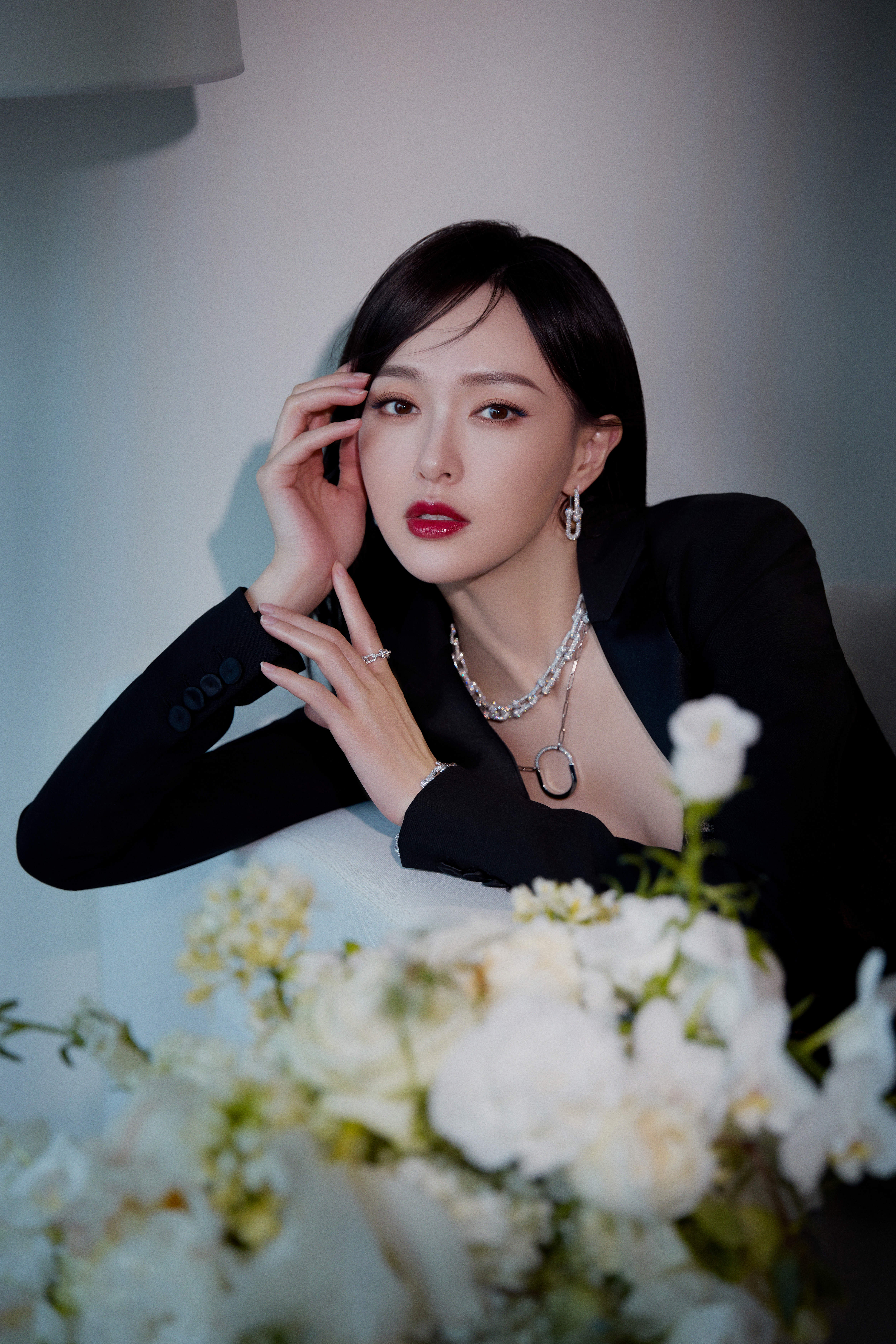 #唐嫣[超话]# 寻觅璀璨，点亮瑰丽梦境💎​​​