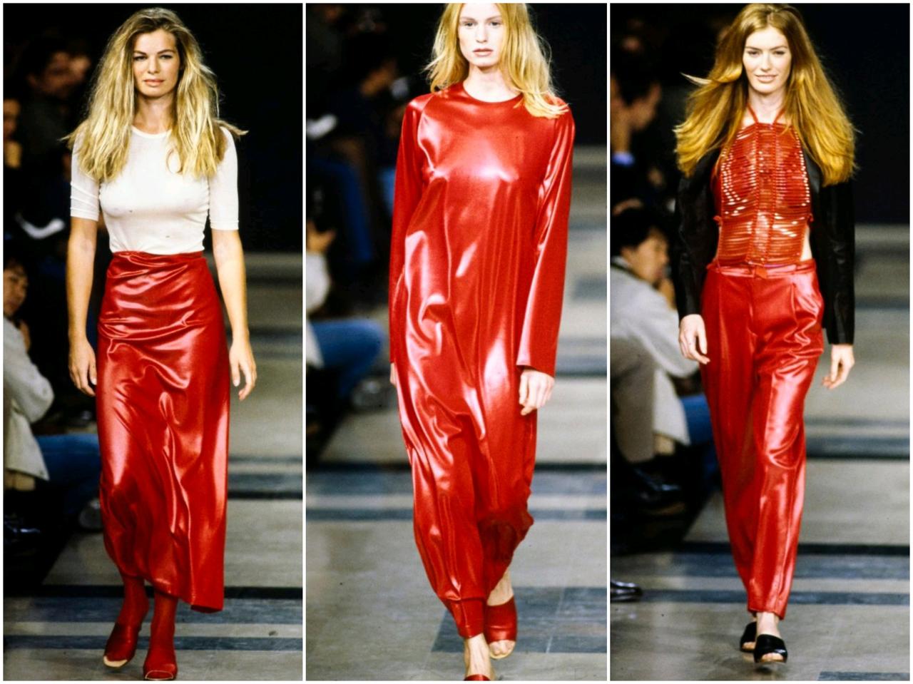 秀场回顾 | Helmut Lang 1992春夏系列

Lang以创新面料挑战