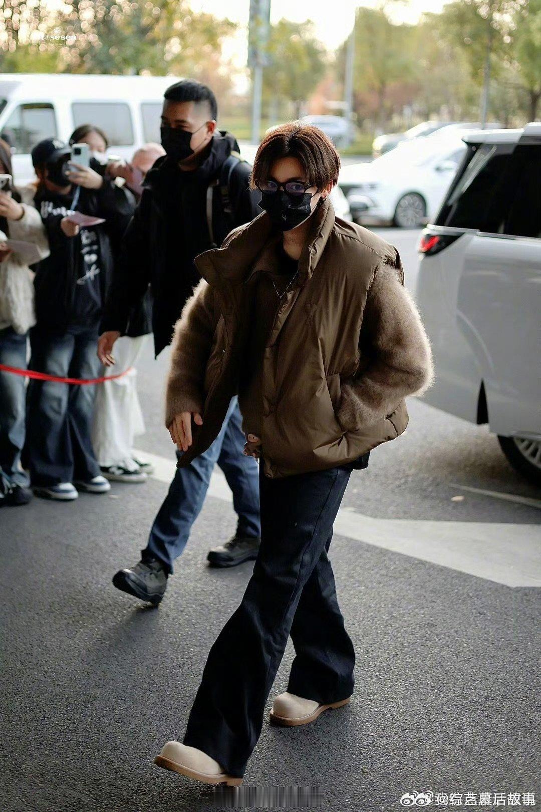 帅到失语！状态超顶，搓手等节目更新 