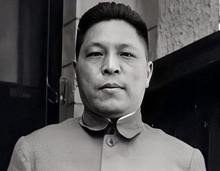 他是蒋介石“五虎上将”里最腐败的一个，贪赌嫖样样精通，1949年逃台后成了巨富，