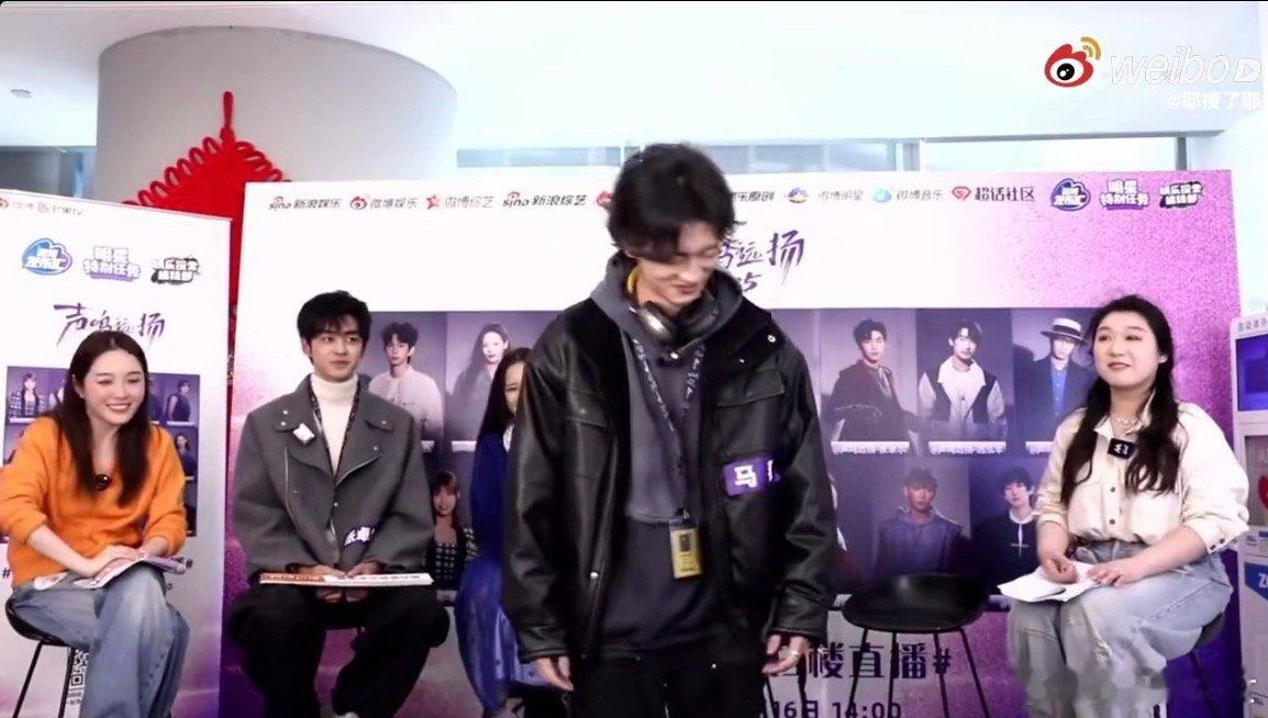 素人新浪扫楼尺度就是大 婚床不是打卡点，婚纱不是道具库！未经允许闯私宅踩新地板、