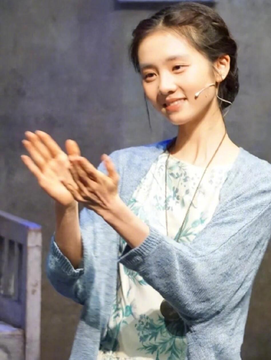 邓为和黄多多搭戏 邓为将和黄多多搭戏 哇哦！邓为和黄多多居然要一起演戏，这对新鲜