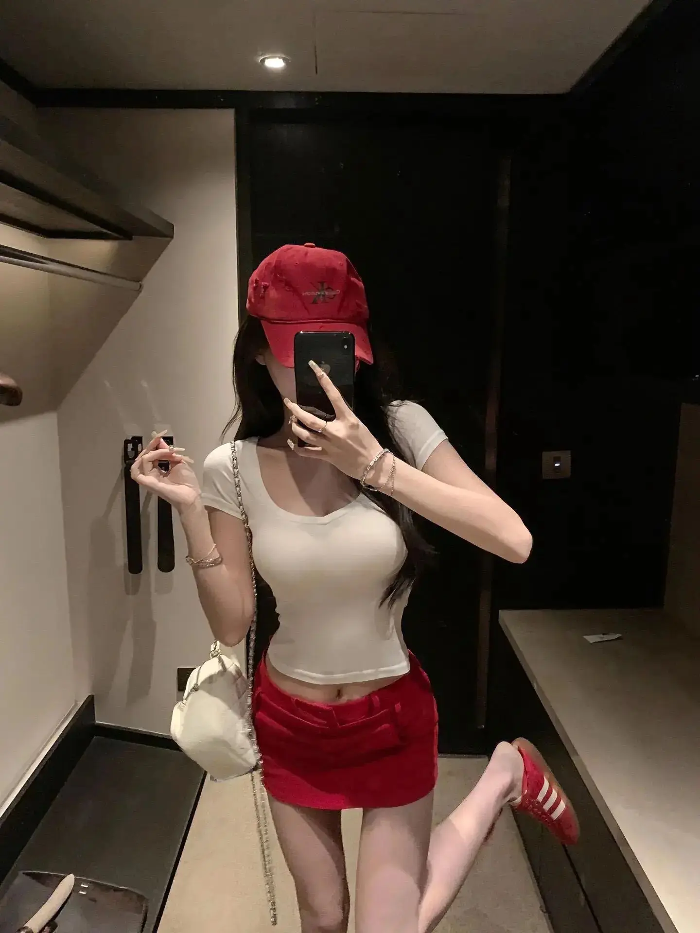 邻家女孩 穿搭 大长腿 清纯甜美 完美身材