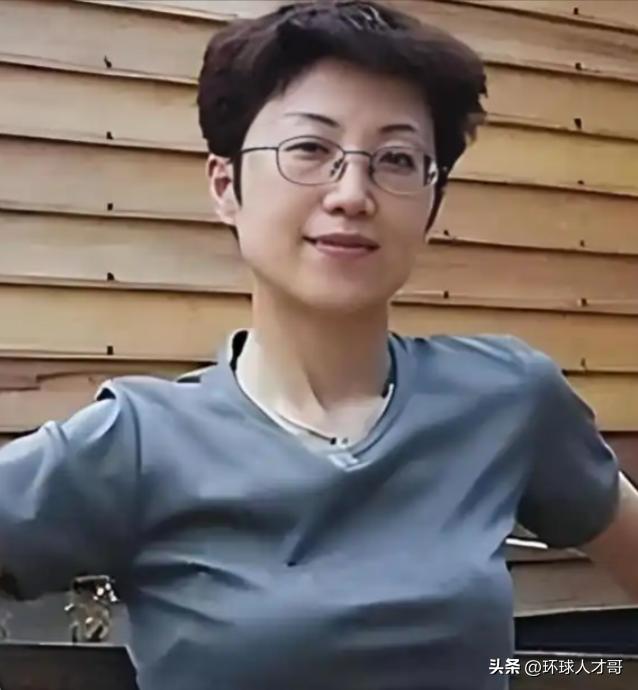 高瞻，超级学霸，普林斯顿大学博士，美利坚大学博士后，渴望赚快钱铤而走险，同时被中