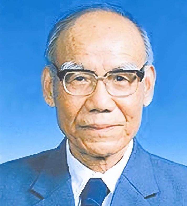 中国航天“总总师”任新民：放弃美国博士教职，用一生托举东方红一号
​
他叫任新民
