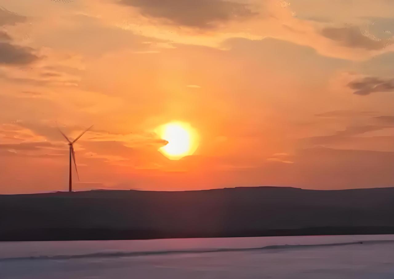 大美中国迎晨光！全国多地新年日出名场面，每一帧都热血沸腾。
 
当2026年第一