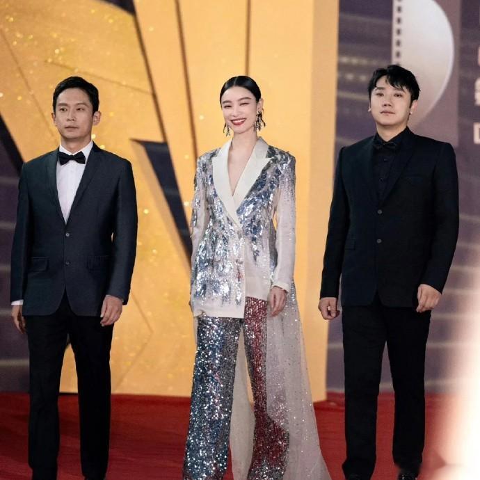 以前长春电影节也很牛的，怎么这次倪妮得了长春电影节最佳女演员奖，反而一片寂静。 