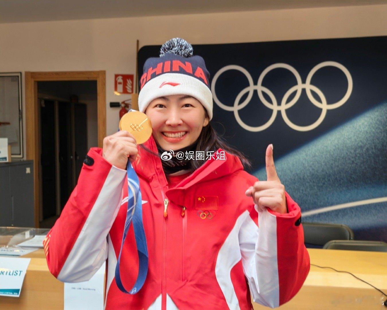 36岁，徐梦桃以112.90分卫冕米兰冬奥会冠军，超越北京冬奥会成绩，成为该项目