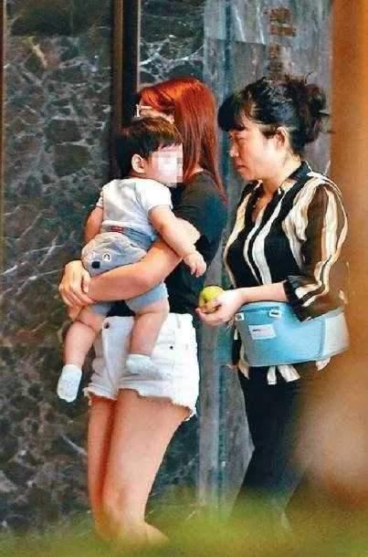 #陈晓妈妈仍会帮陈妍希带孩子#