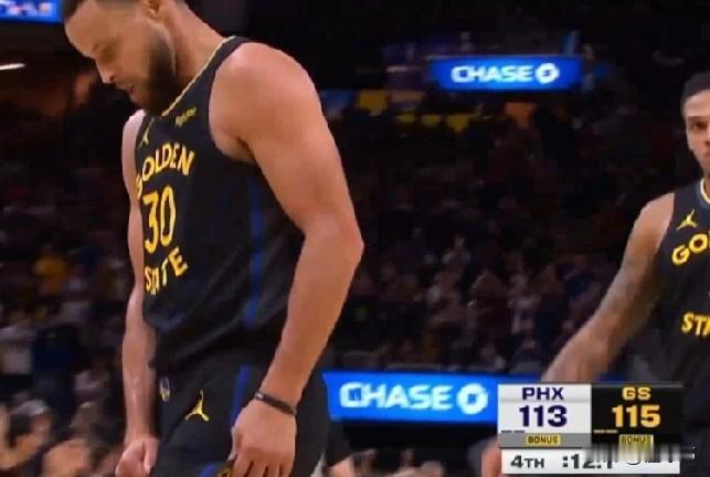 感谢！理查德谈老大哥库里：

“跟斯蒂芬一起打球。”

“我们会更加轻松。”
