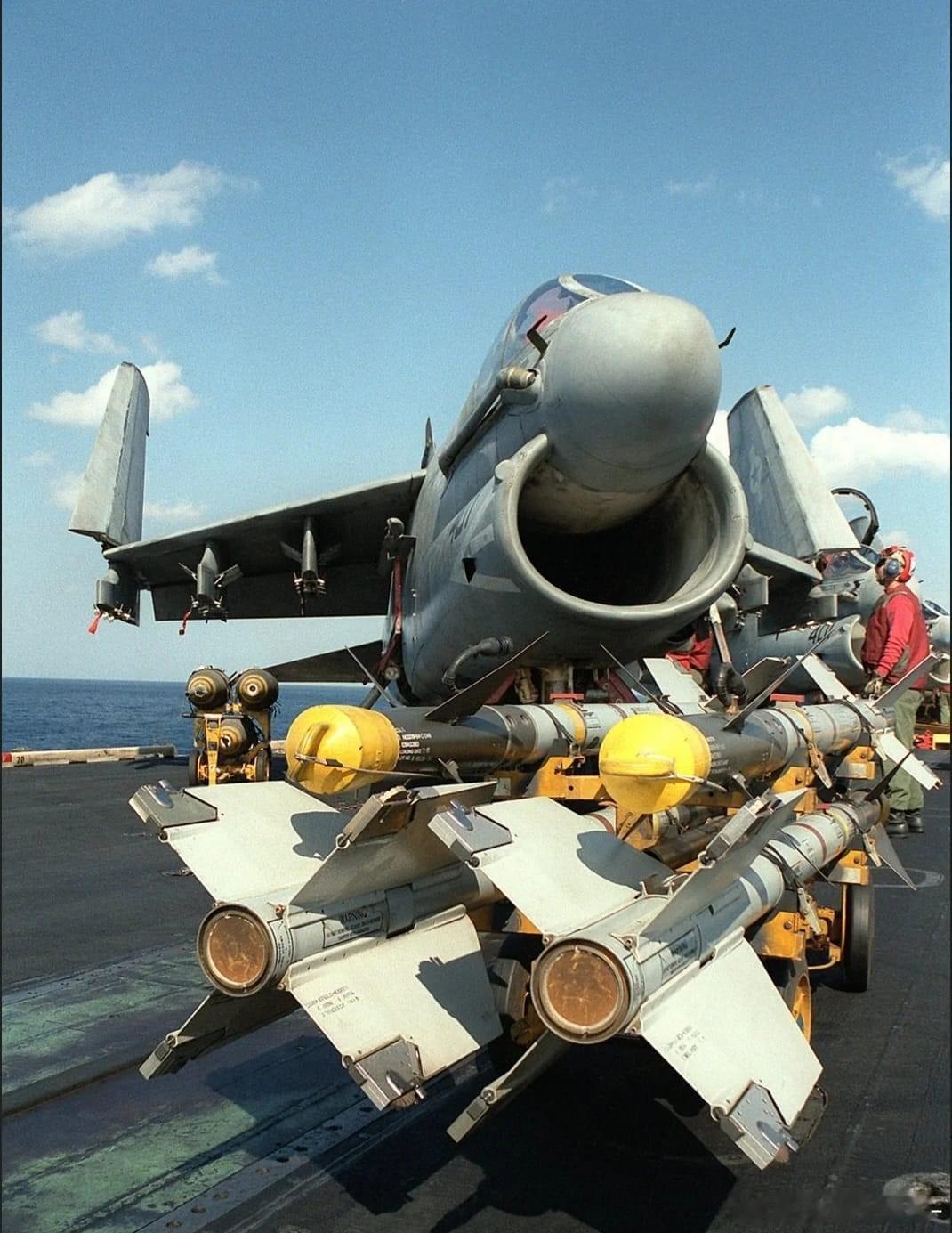 准备出击的海盗II#外军影像##武器装备##兵器影像# ​​​