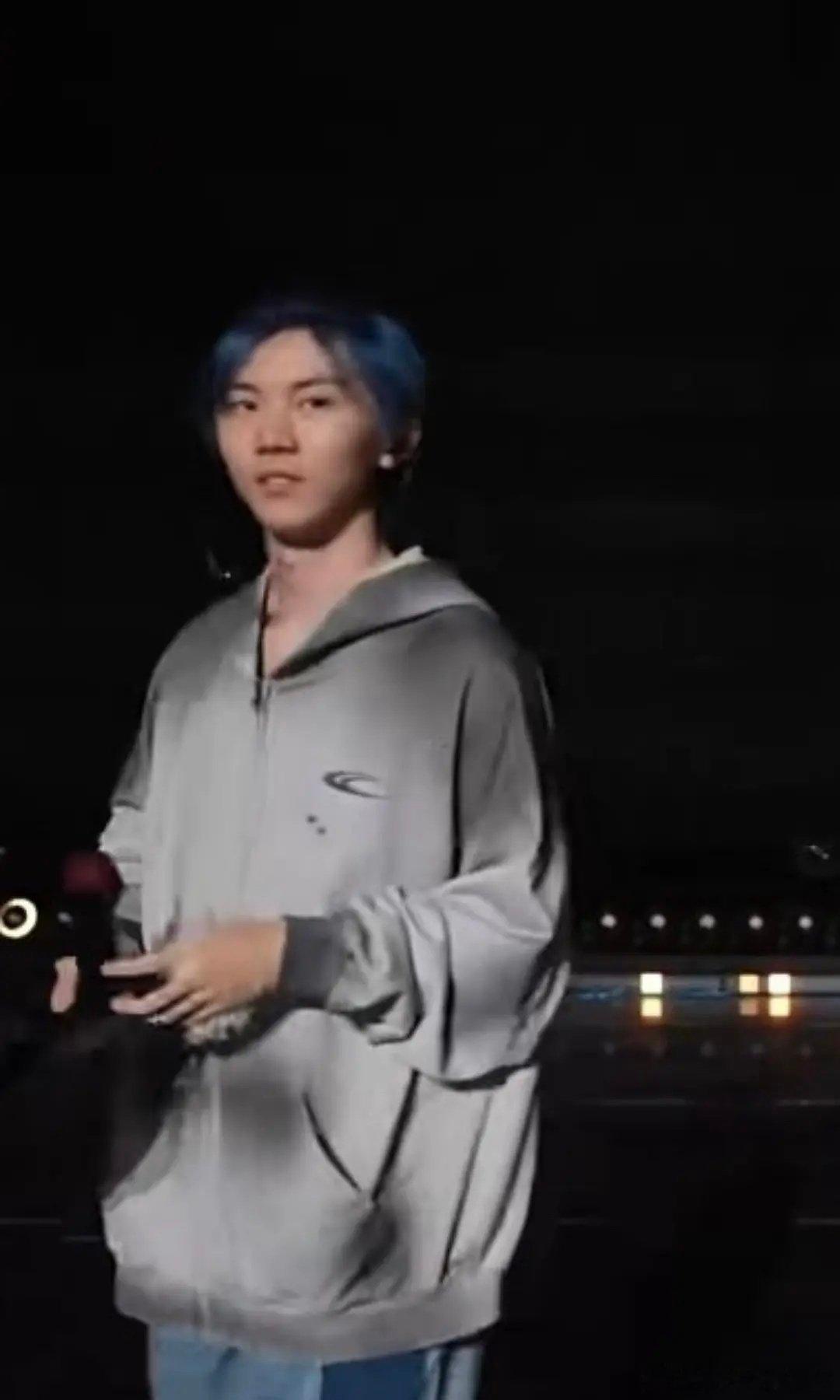 谁来救救…… ​​​