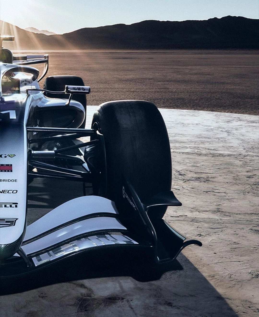 车市热门 凯迪拉克车队发布首赛季赛车涂装 