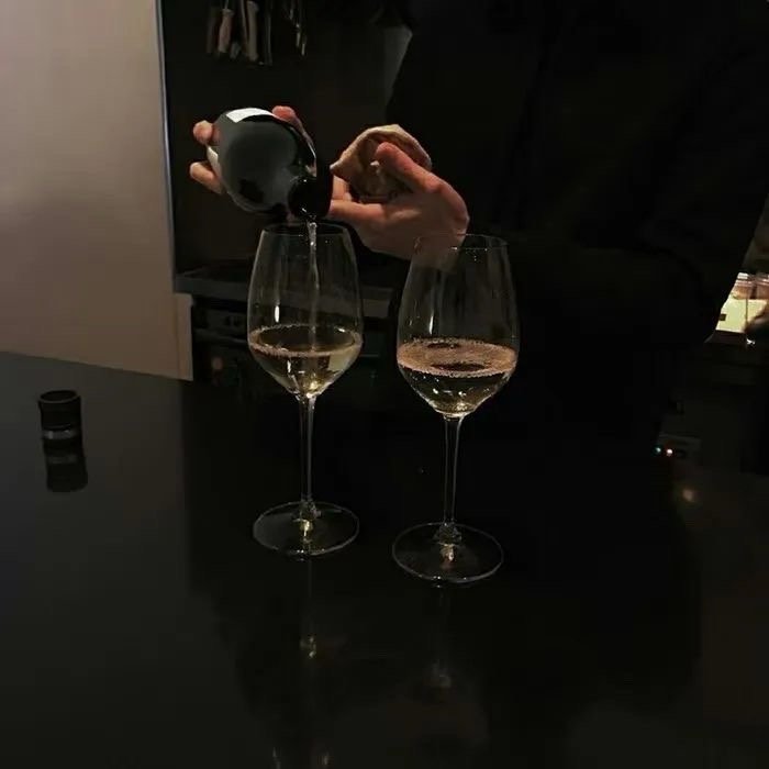 𝒔𝒆𝒆 𝒚𝒐𝒖“错的人教我们成长，对的人陪我们长大” ​​​