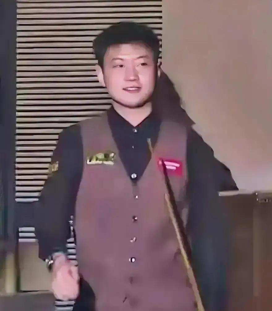 5-0横扫亨得利，赵心童轰138分
 
出杆15秒，长台92%，球迷看得爽。我盯