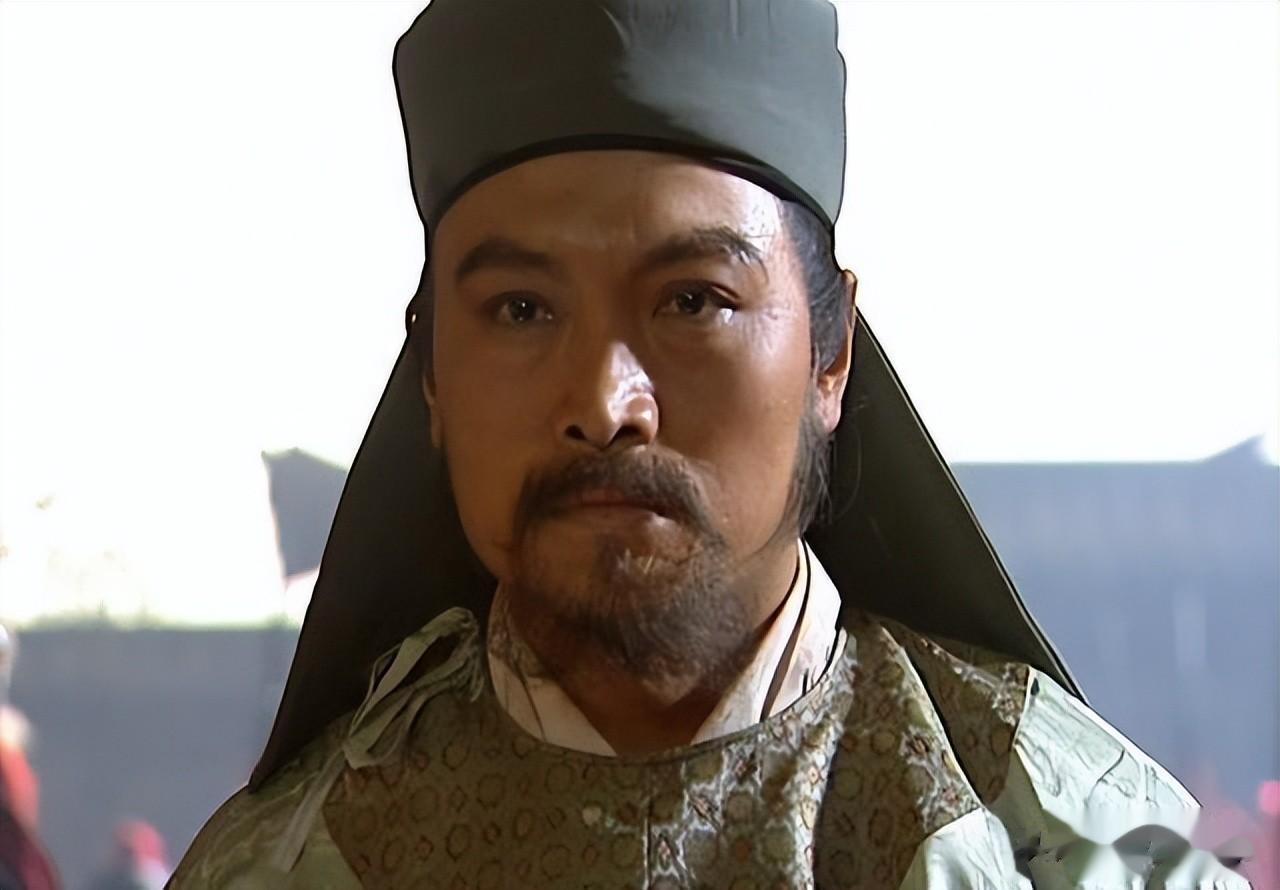 盘点《水浒传》中那些让人细思恐极的细节
《水浒传》以其独特的叙事风格和深刻的社会