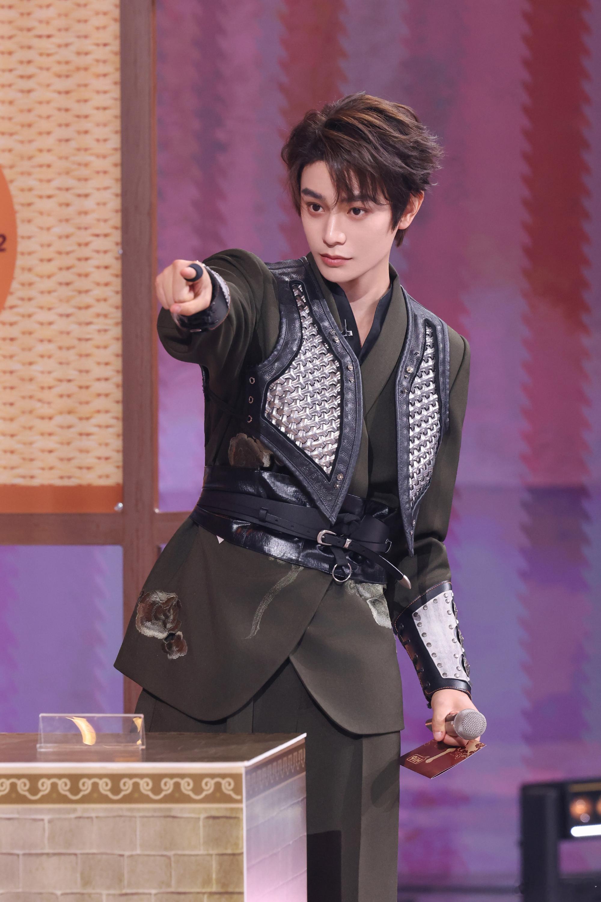 hi6今晚有丁禹兮丁禹兮在hi6上比武了哇撒！！丁禹兮今晚要比武了耶！！！丁禹兮