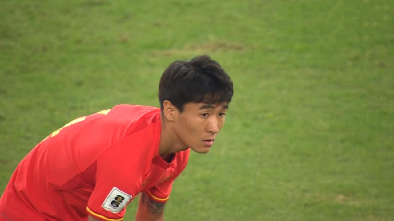0-3，国足输球仍掌握出线主动，裁判错判点球 武磊少见被提前换下
国足在对阵韩国