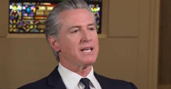 加州州长纽森发文说：“唐纳德·特朗普正在节节败退——从最高法院推翻他的关税政策，