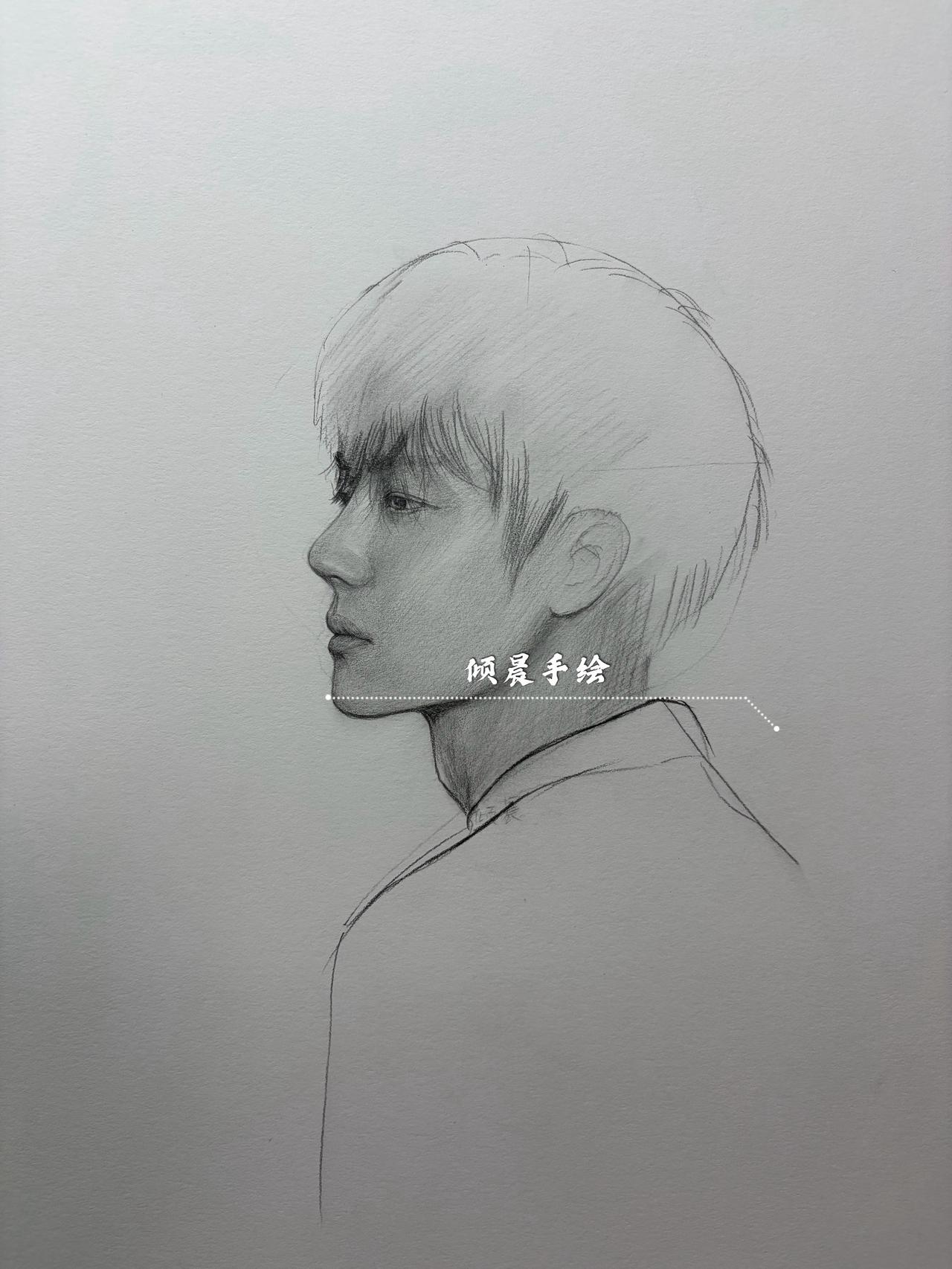 能认出来吗？画了一晚上 终于有点效果了王一博 素描 素描人像