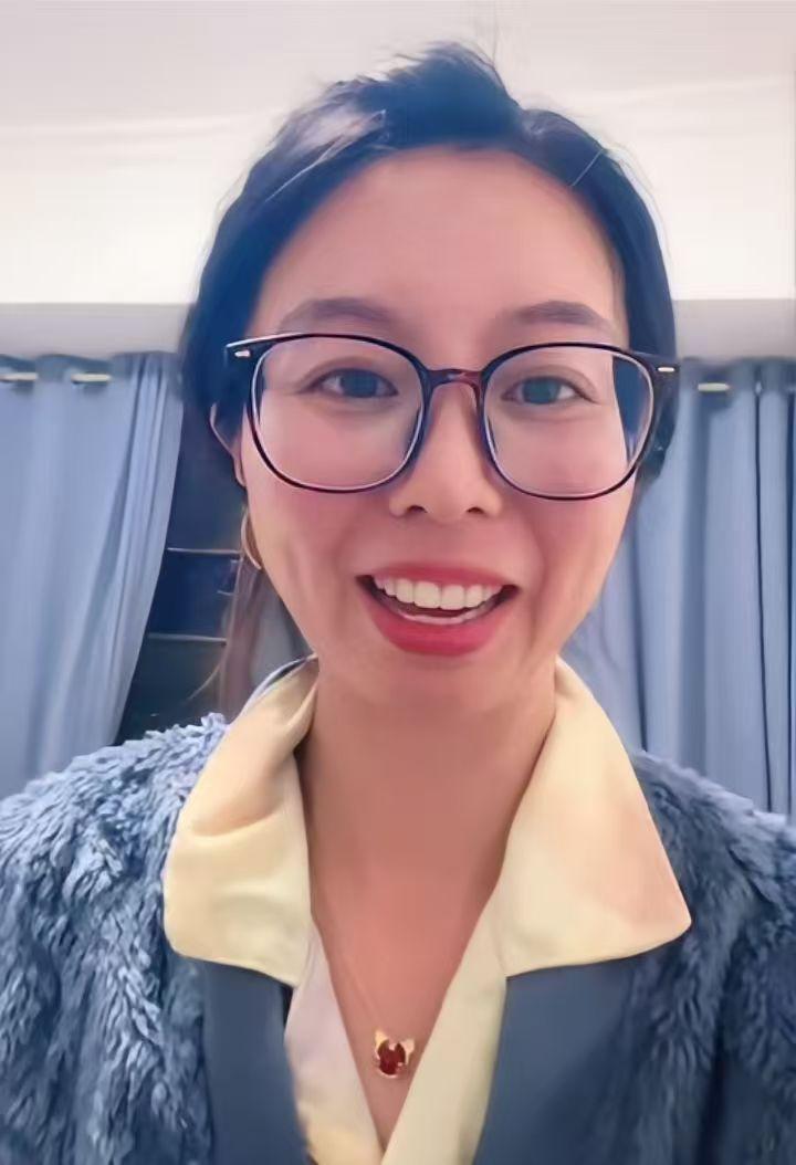 田静与郭威今天开车回了一趟老家。郭威自保，好好生活，慢慢享受日月静好，怼得好，你