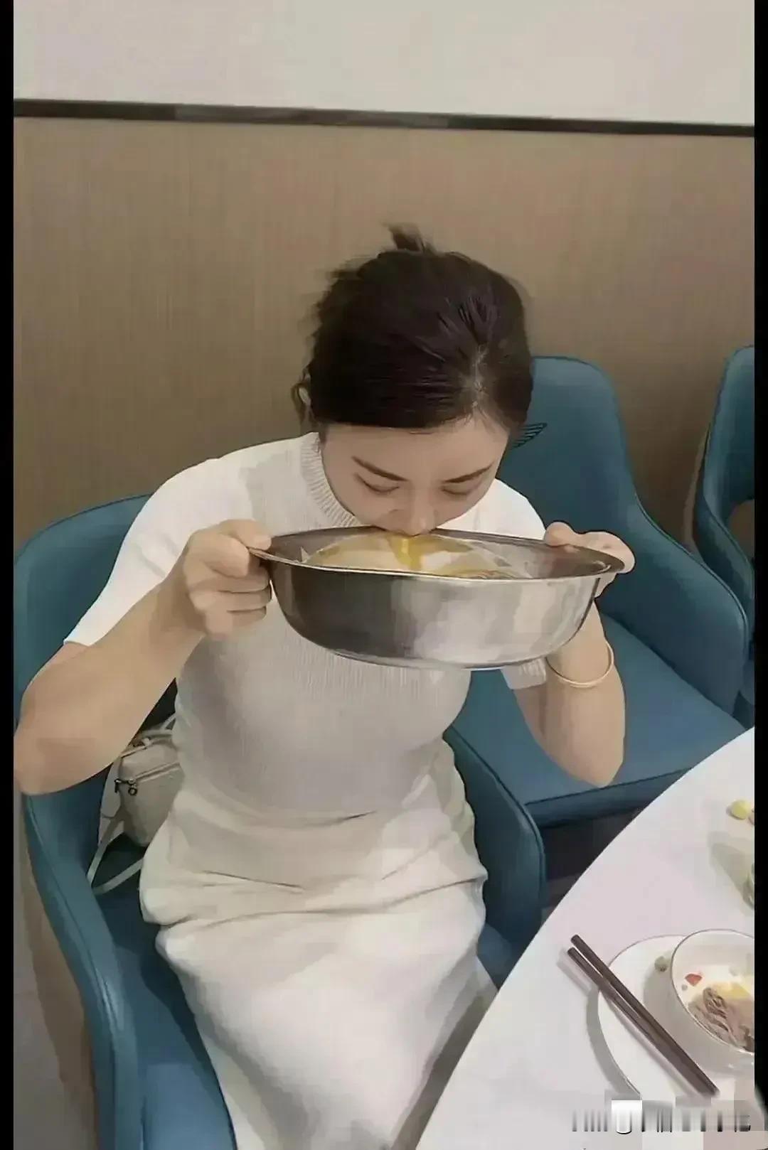 一碗，温暖了心。