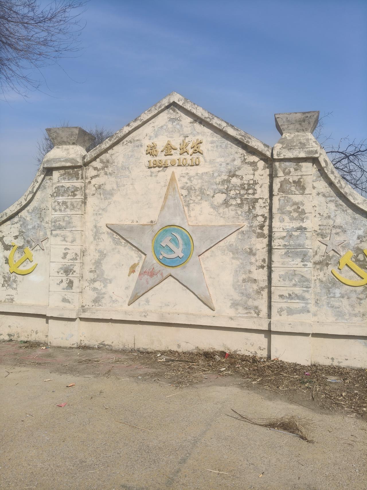 怎样选择都会有遗憾，这就是人生，哪有既要……又要……的好事。事事如意，十全十美，