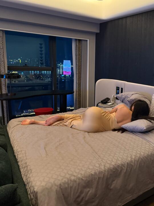 订了一晚超级无敌无敌无敌舒服的酒店💤