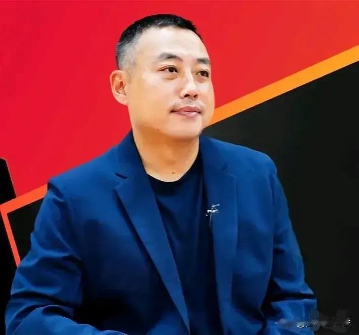 现在来看，陈梦和樊振东当初退赛是明智之举，乒坛貌似到了大换血的时候了：男乒林诗栋